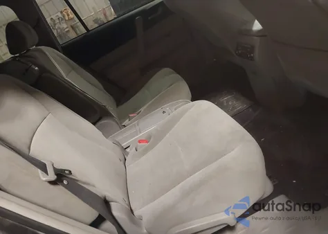 2012 Toyota Highlander Base V6 z USA, uszkodzony, nr VIN 5TDBK3EH3CS119990